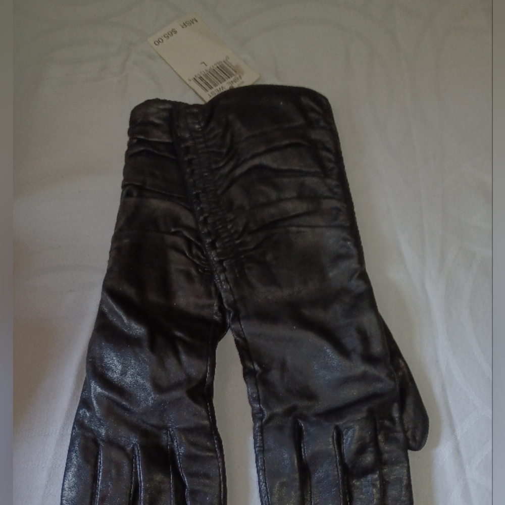 Ladies  Leather Gloves